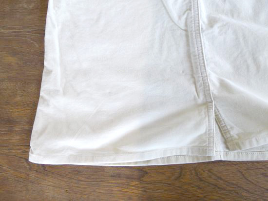 stretch corduroy 5pocket skirt UNIVERSAL zip（ホワイト）